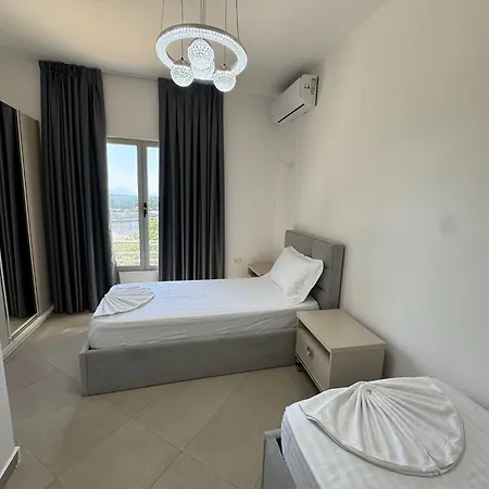 Rana E Hedhun Apartment Lezhe