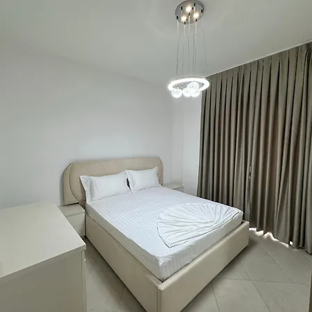 Rana E Hedhun Apartment Lezhe